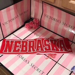 VS Victoria’s Secret PINK Collegiate Scarf